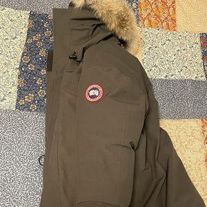 Canada Goose Men's L 2021 Expedition Parka LIKE NEW, REAL FUR
